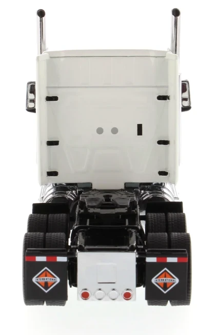 1:50 International Lone Star SFFA Tandem with 72" Sleeper - White