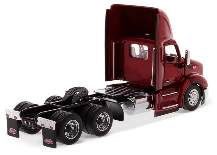 1:50 Peterbilt 579 Legendary Red UltraLoft Day Cab SBFA - 71068