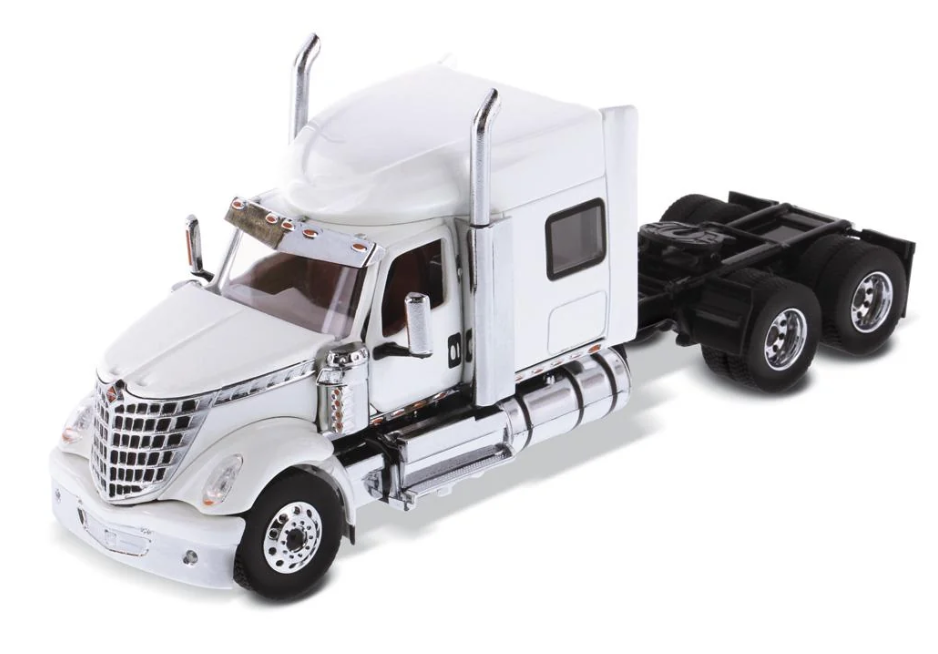 1:50 International Lone Star SFFA Tandem with 72" Sleeper - White - 71024