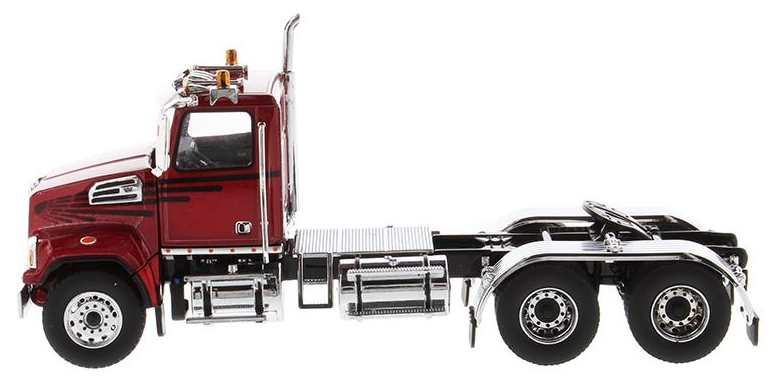 1:50 Western Star 4700 SFFA Tandem Red Day Cab - 71037